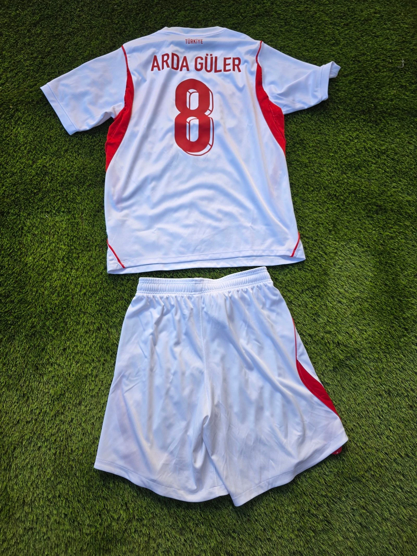 Turkey away jersey + shorts – photo 5